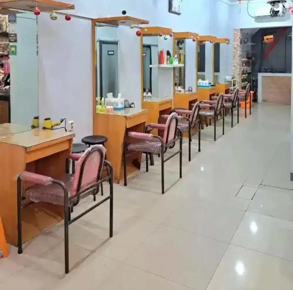 Kerja salon kapster