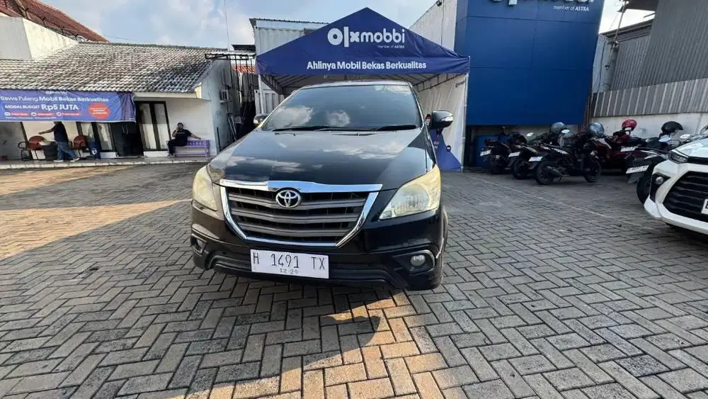 INNOVA 2.0 G LUXURY BENSIN MATIC 2014