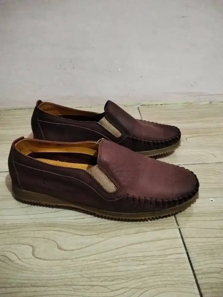 Sepatu Kulit asli merk PIERRE CARDIN