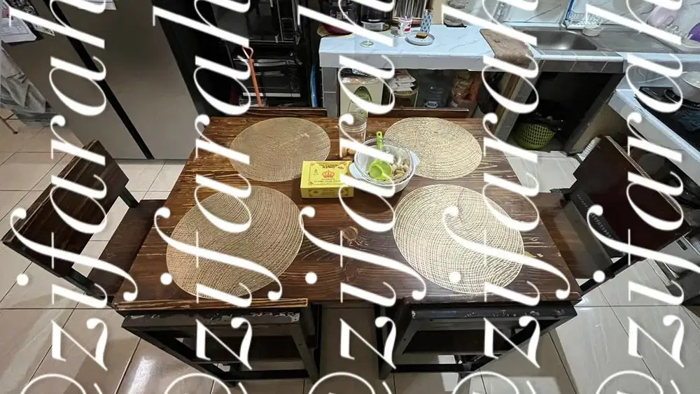 DIJUAL Meja makan keluarga, FREE 6 bangku makan