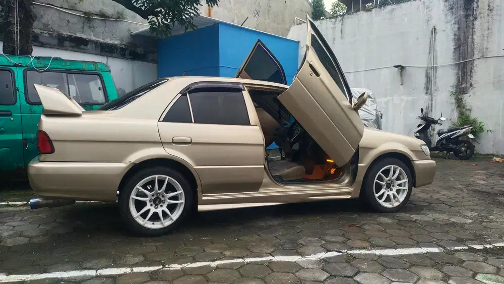 Toyota Soluna 2001 Bensin