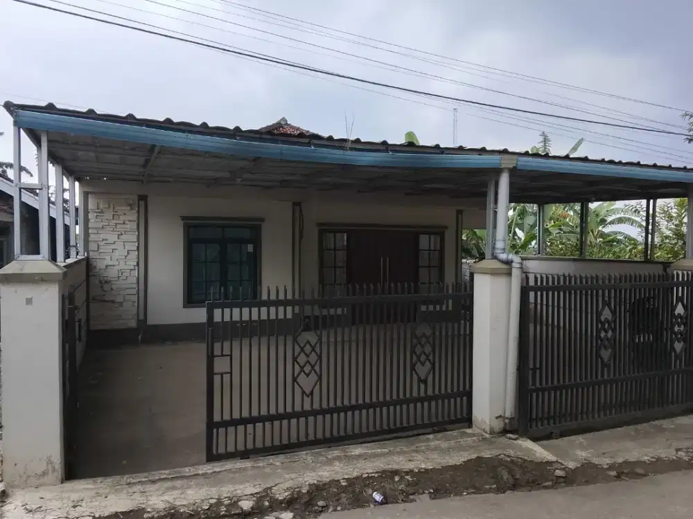 Rumah Tinggal / Villa