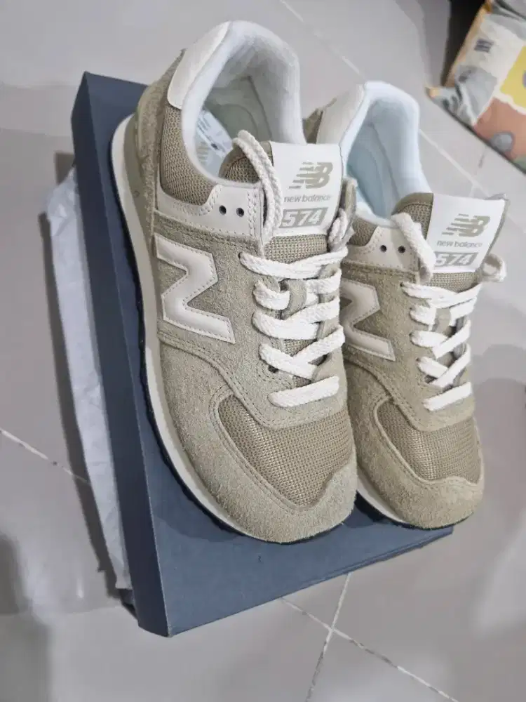 Sepatu New Balance WL 574 Ori