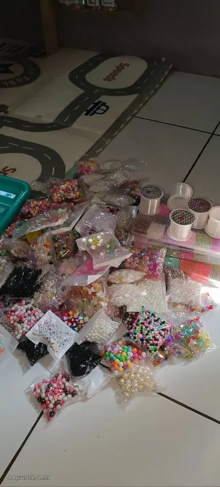 Di jual manik manik untuk buat gelang, kalung, cincin dan lain lain