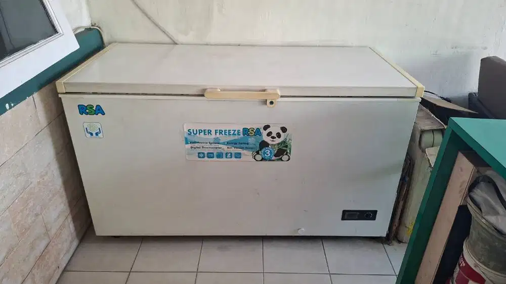 ️ Freezer RSA 300L Murah – Dingin Normal, Siap Pakai!