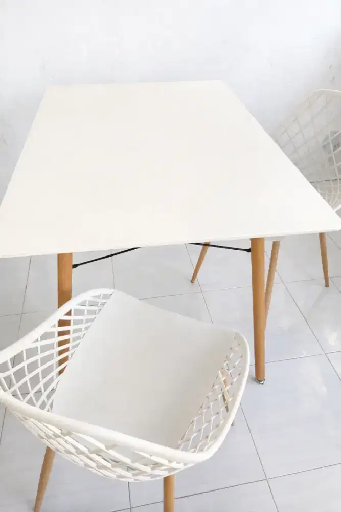 Meja + 2 Kursi Minimalis Informa (Original)