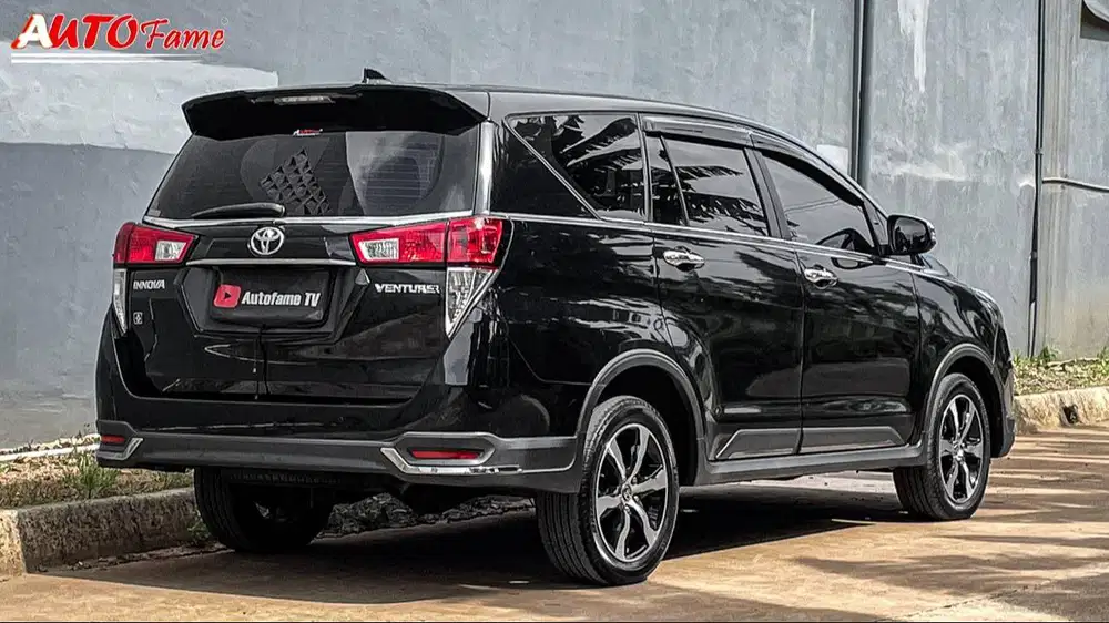 Toyota Innova Venturer Facelift 2.4 Diesel AT NIK 2021