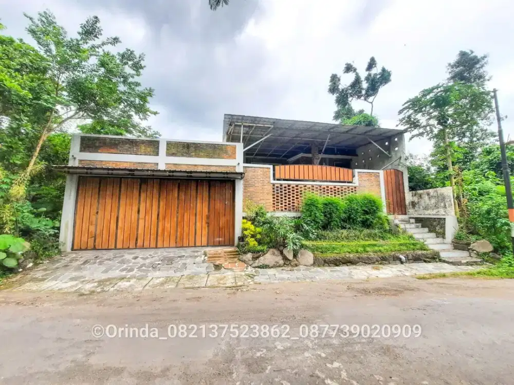 Rumah Klasik Jl Kaliurang Km 12,5 Dekat UII, Al Azhar