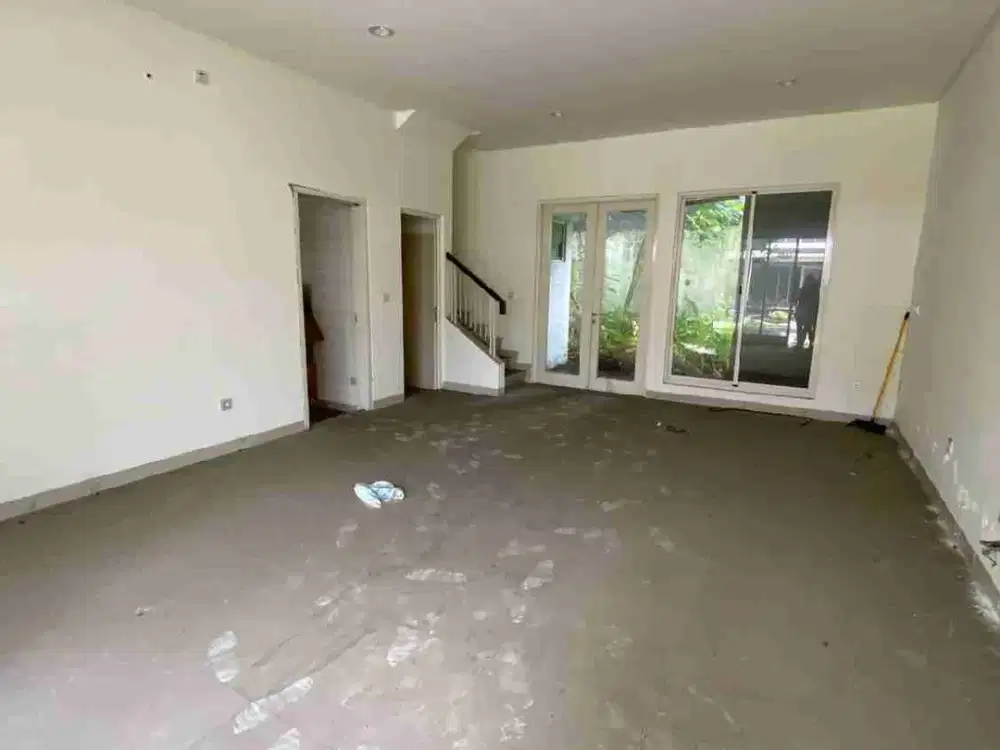 Dijual sgt murah rumah kondisi apa adanya di Residence One-Bsd City(SHM)