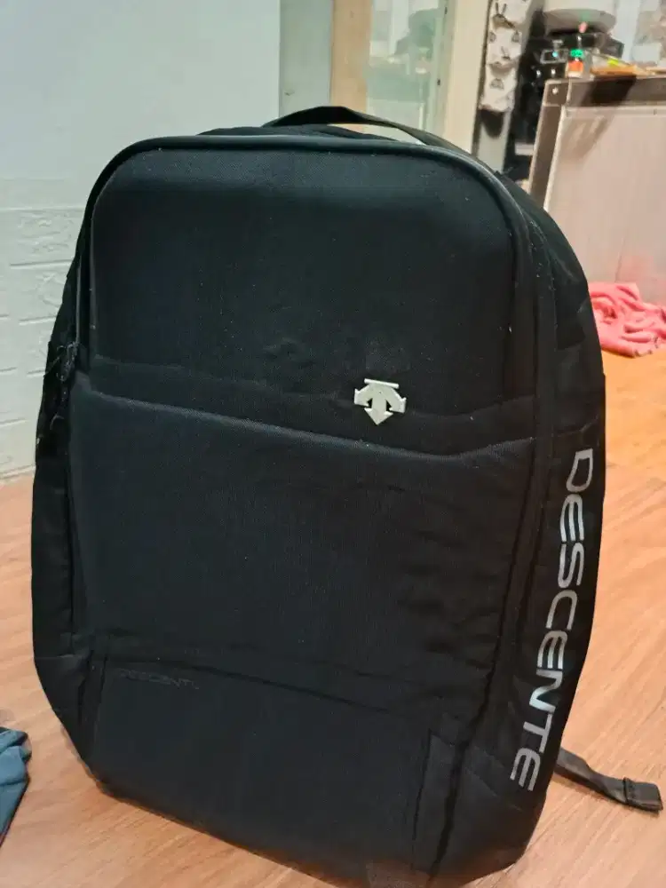 Tas Descente Hitam