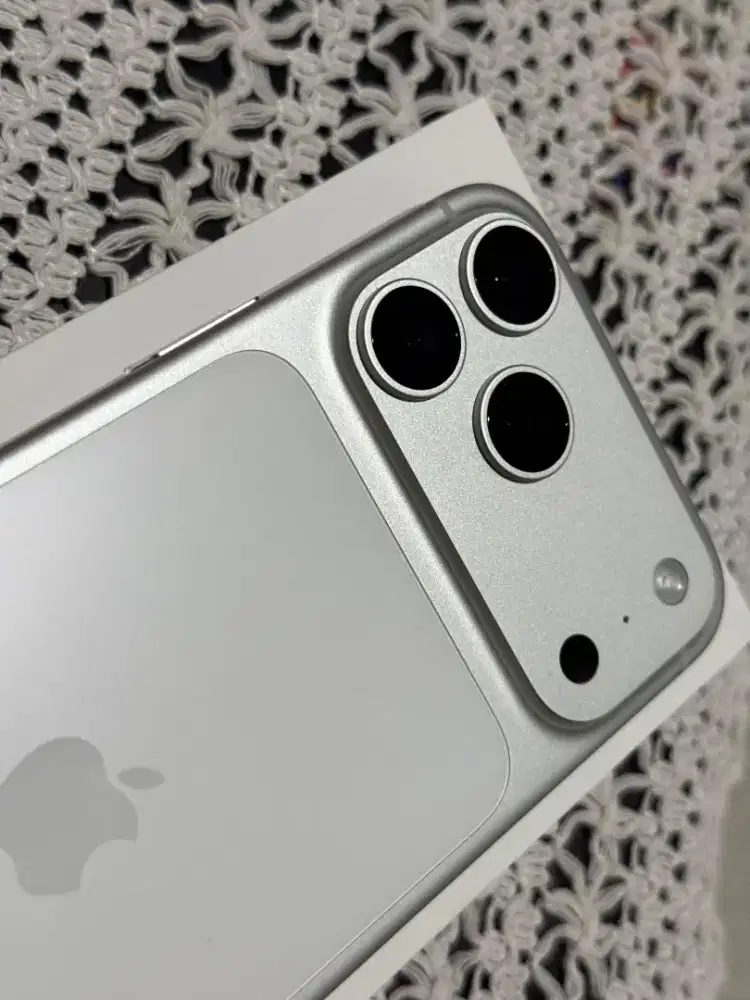 IPHONE 17 PRO MAX SILVER 256 GB