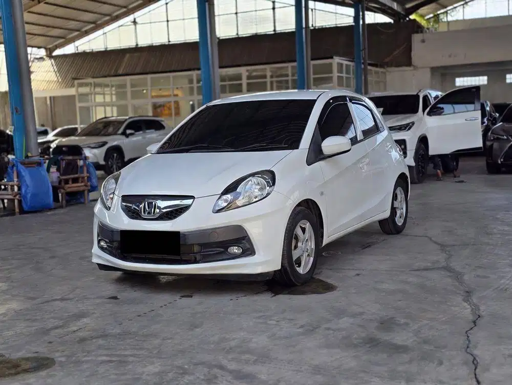 (TDP 20 JUTA) (KM 42 RIBU) Honda Brio 1.2 E AT Matic 2015