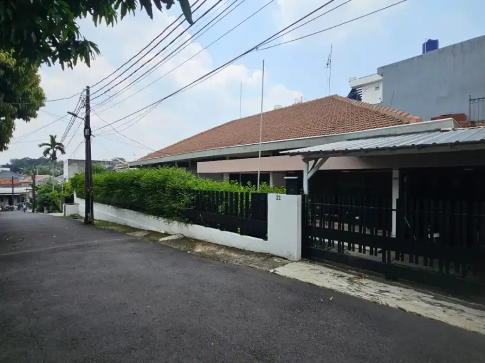 DIJUAL RUMAH  1 LANTAI HITUNG TANAH TANAH KUSIR DI KEBAYORAN LAMA JAKARTA SELATAN