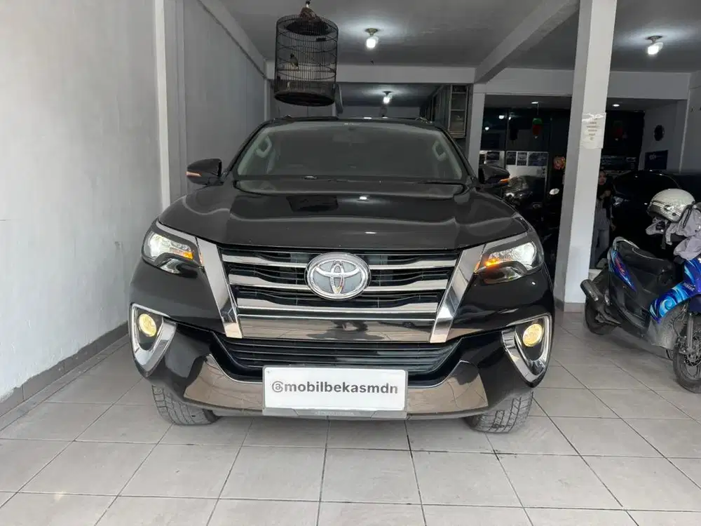 Tdp 75 Jt Toyota Fortuner 2.4 Vrz Matic 2020 Hitam Plat B
