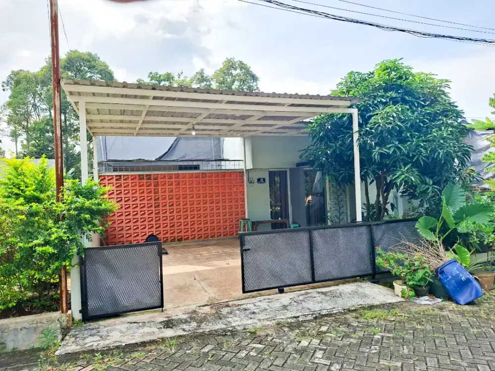 Dikontrakan Daerah Ngaliyan. Baru, Bersih, Hook, Taman,Jalan Lebar