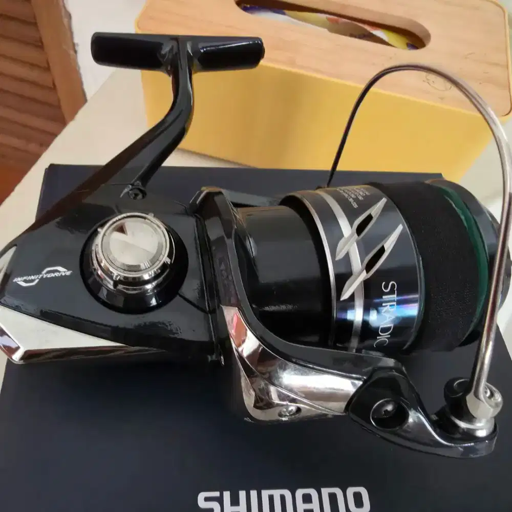 Shimano reel pancingan mancing ril stradic 5000 xg casting jigging