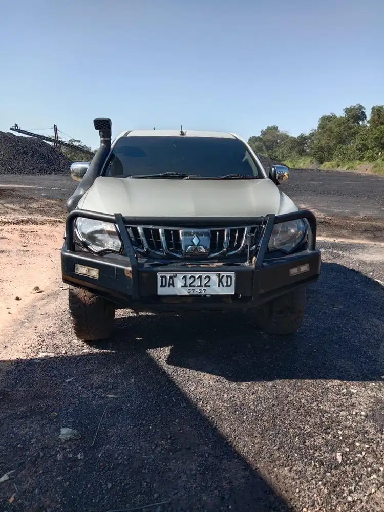 Mitsubishi Triton GLS 2.5 MT 2017
