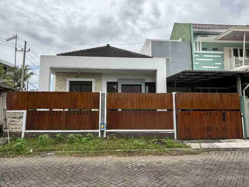 Rumah Siap Huni di area Taman Sulfat