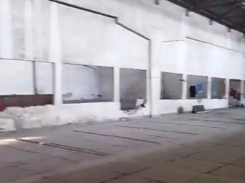 Murah!! Gudang Hitung Tanah Lokasi Mainroad, di Bandung Timur