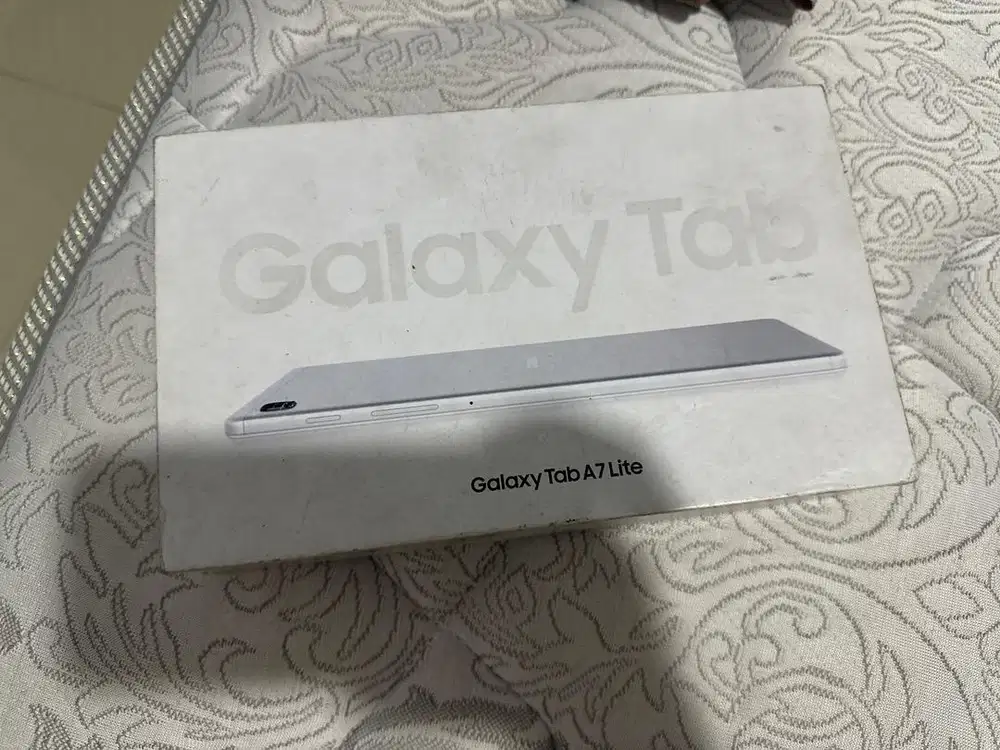 Tab A7 Lite Samsung Ram 3/32 Gb simcard Wifi