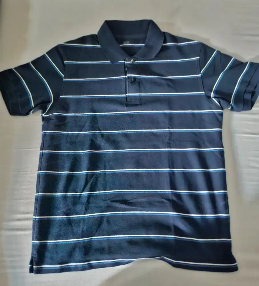 Kaos pria Uniglo ukuran S