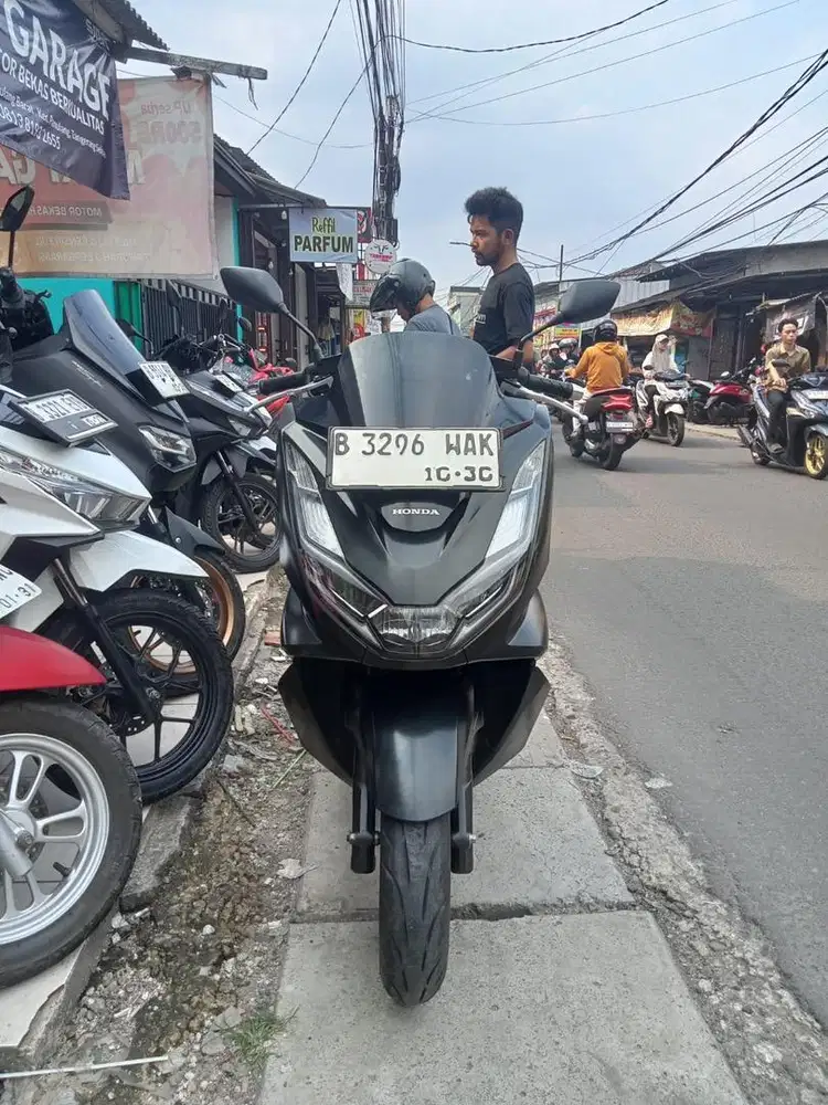 Honda PCX 2021 GRESS LOW KILOMETER PAJAK PANJANG