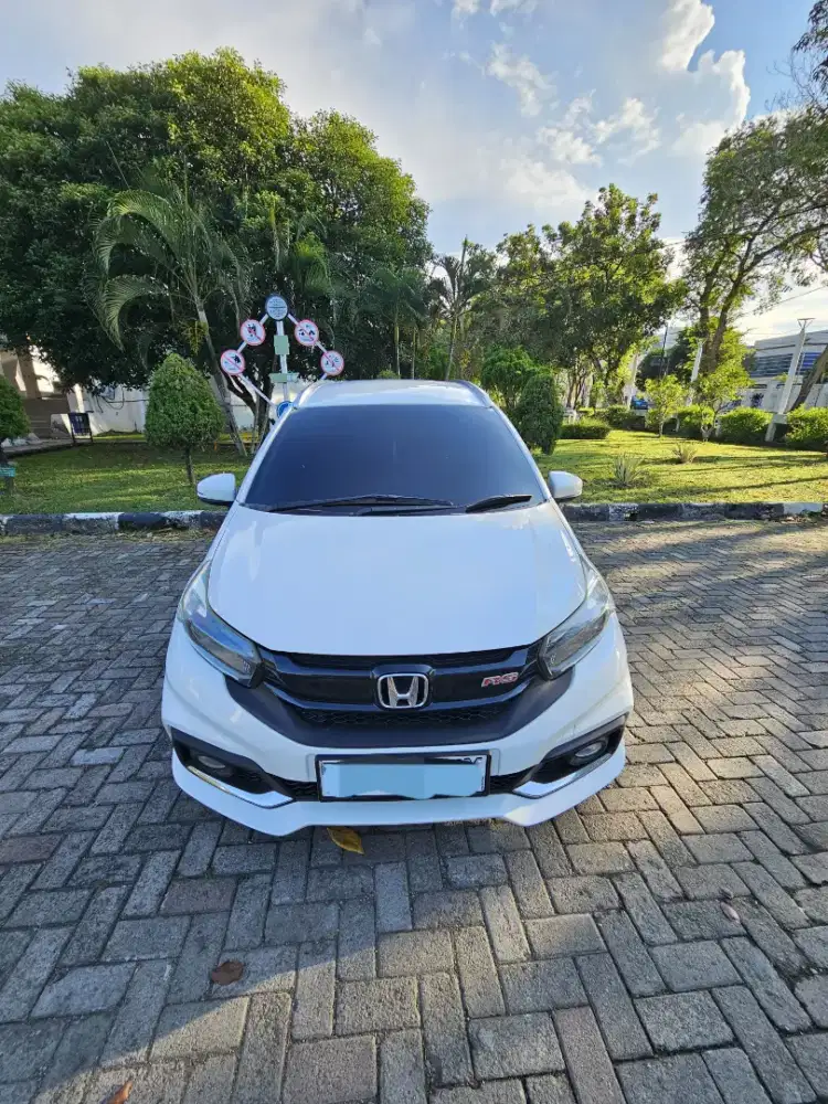 Honda Mobilio RS cvt