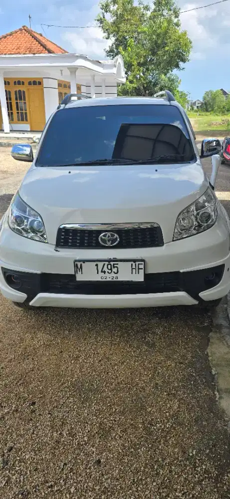 Toyota rush Trd sportivo tahun 2015 manual