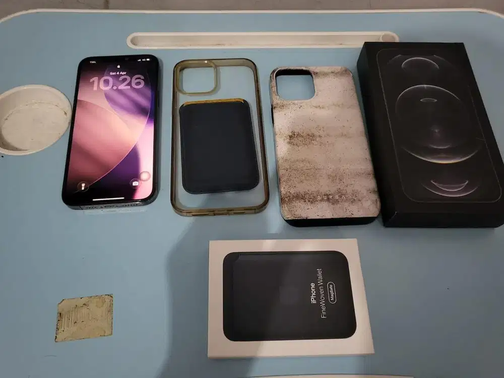 Iphone 12 pm inter