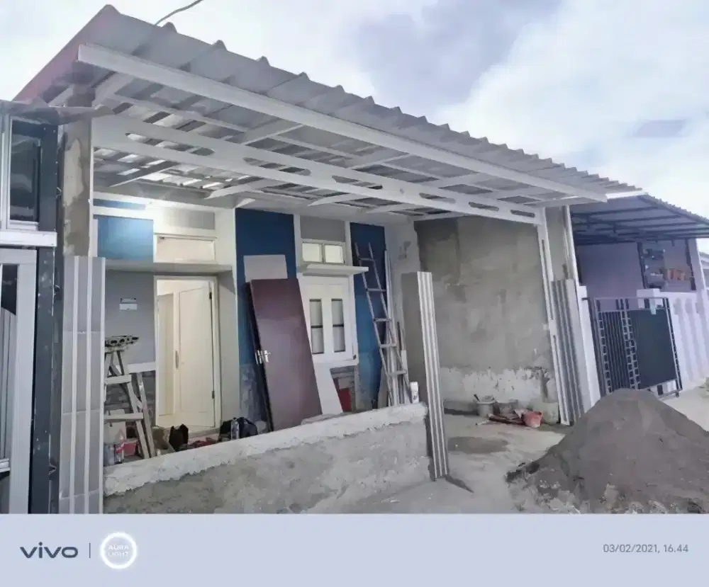 Pasang kanopi baja ringan