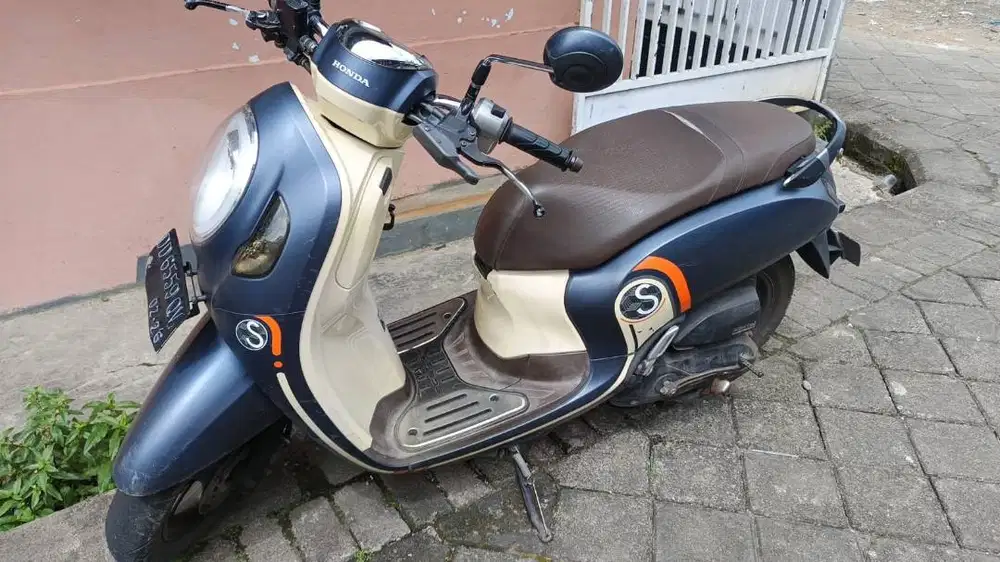 Honda Scoopy 2021 lengkap surat kondisi aman di pakai..