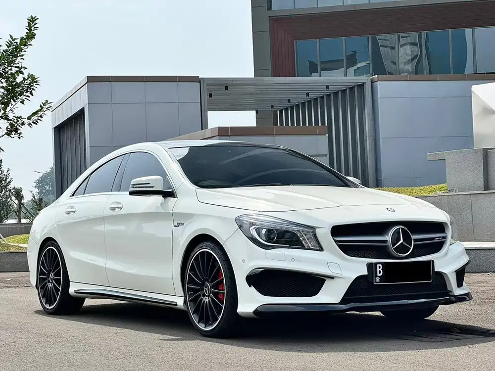 [LOW KM] MERCEDES BENZ CLA45 REAL AMG 2014/2015 CLA 45
