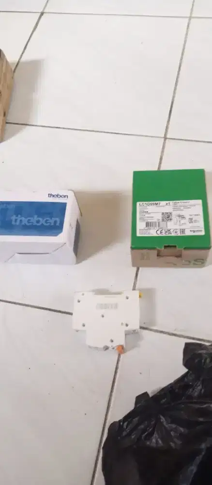 Timer . contektor.mcb