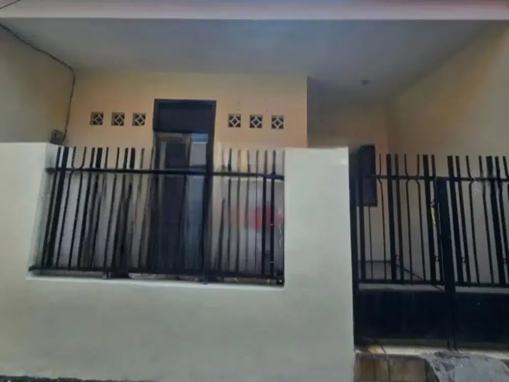 Dijual Rumah 1,5 lantai 5,5 x 12 m² di Tanjung Duren Jakarta Barat