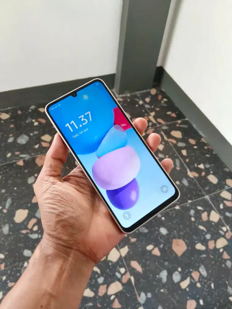 itel city 100 ram 8/128 baterai 5200mah mulus