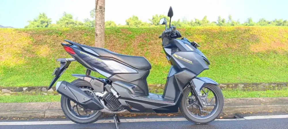 Honda Vario 160 CBS 2024 greess no minus