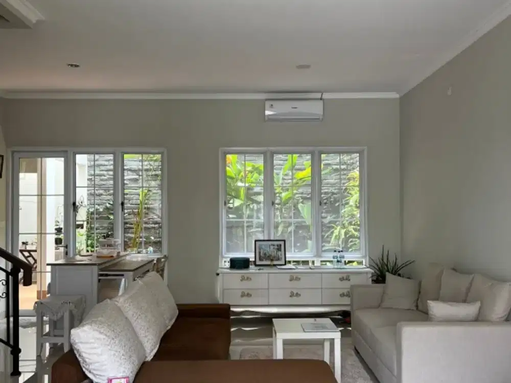 Rumah Semi Furnish Rapi Siap Huni di Gading Serpong