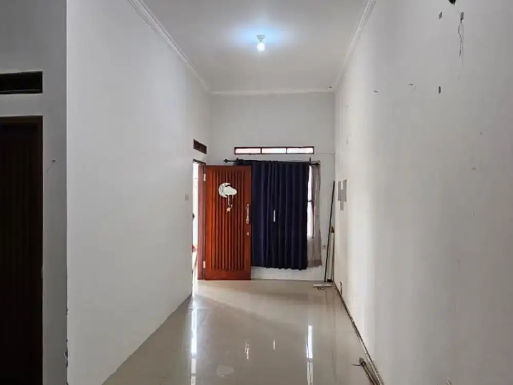 Dijual Rumah Nyaman Terawat Siap Huni Minimalis Lokasi di Cihanjuang Cimahi Bandung