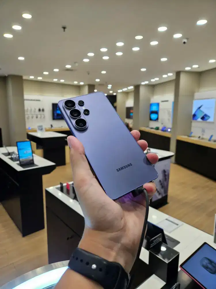 SAMSUNG S26 SERIES 5G 12/256GB