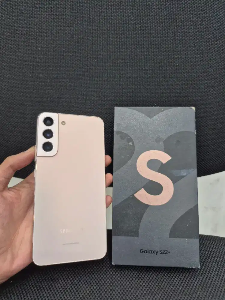 Samsung S22 plus 8/128gb