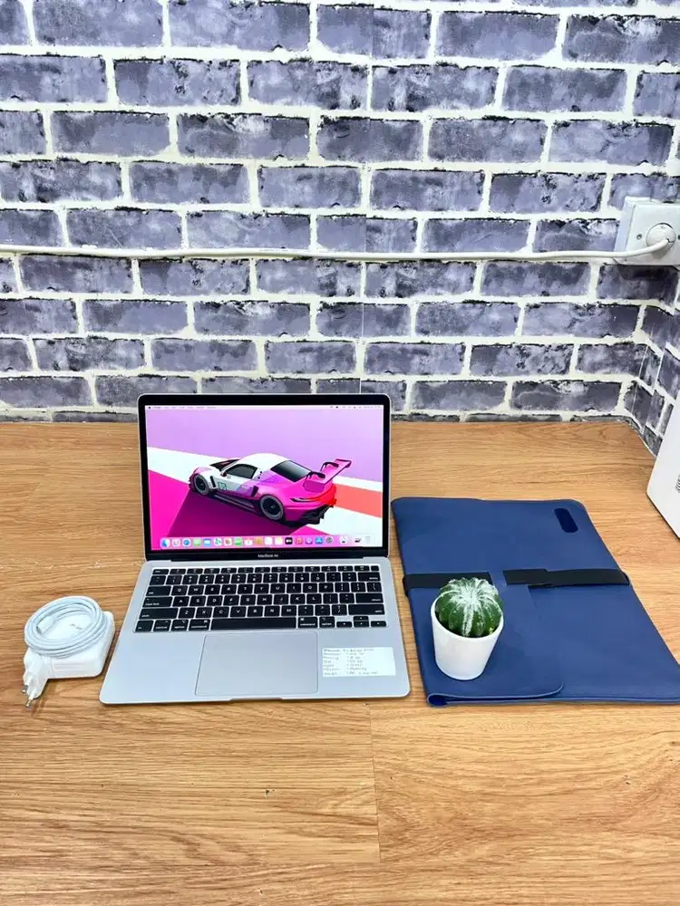 Macbook Air Retina 13-inci 2020