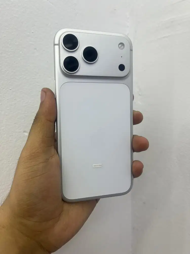 Iphone 17 Promax 256 Ibox Silver Titanium