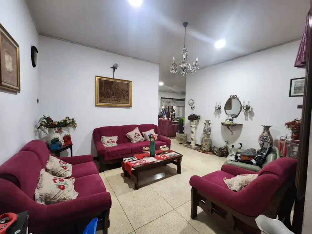 DIJUAL CEPAT RUMAH 4BR D9I KAYU PUTIH JAKARTA TIMUR