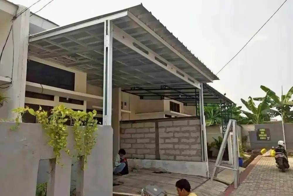 Pasang rangka baja ringan