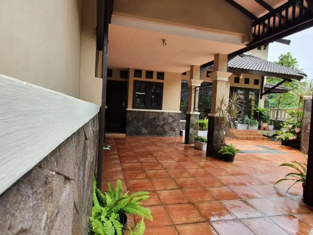 Dijual Cepat Rumah Full Furnished di Komplek Villa Melati Mas Tangsel