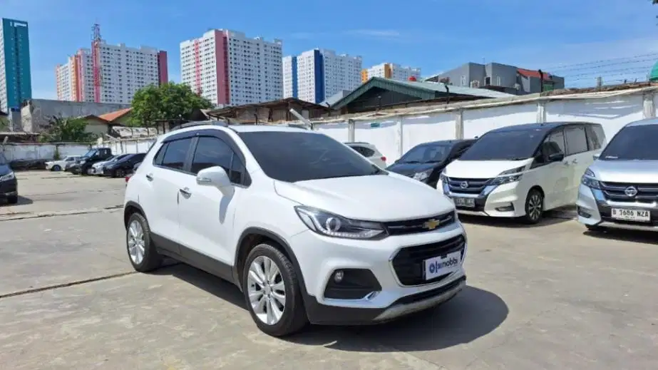 DP RENDAH - Chevrolet Trax 1.4 Turbo LTZ Bensin-AT 2017 SUAQ
