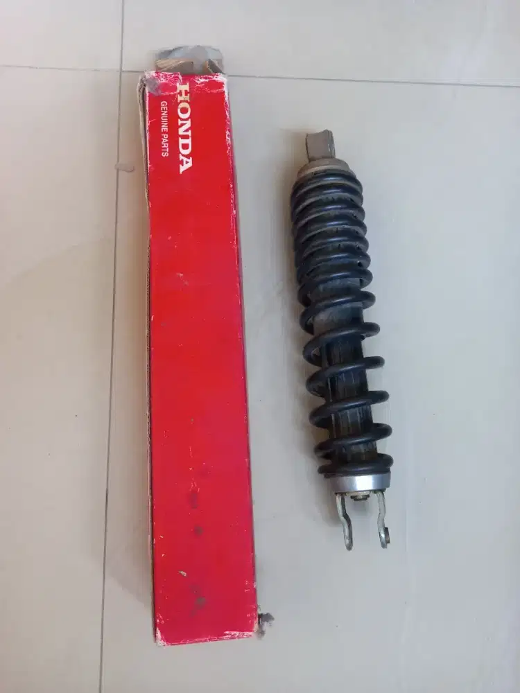 Shockbreaker Belakang Honda Vario Techno 2011 Ori Copotan