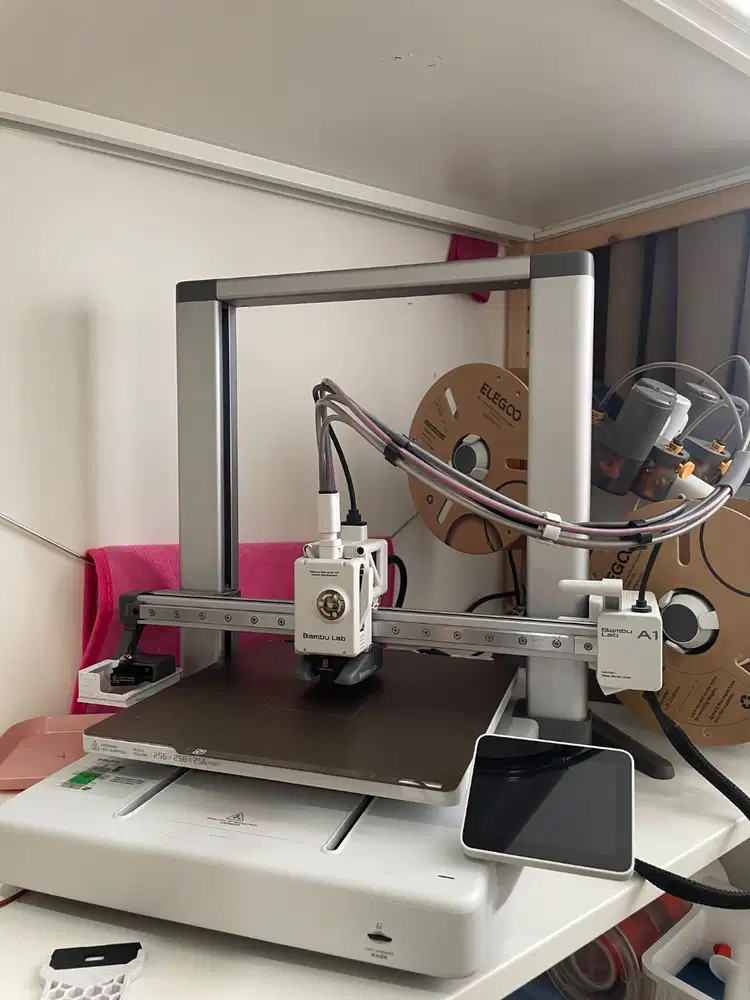 Bambu Lab A1 + AMS (Filament Included)