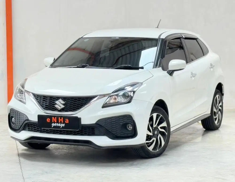 Suzuki BALENO Hatchback A/T 2020 Facelift.. eNHa garage Semarang..