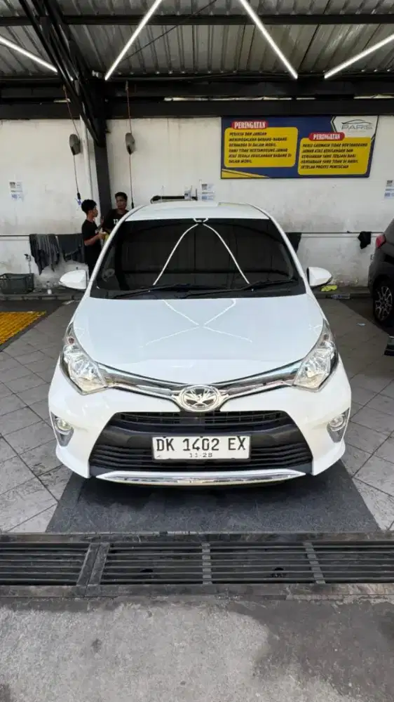 Mobil Toyota Calya Asli Bali